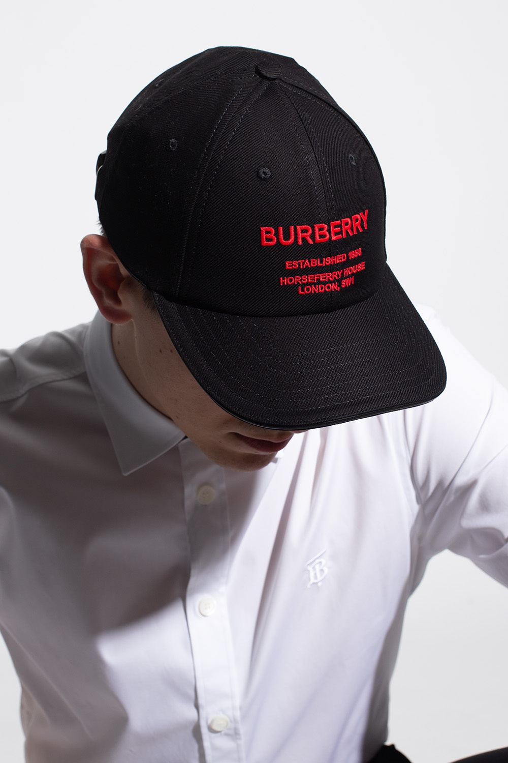 Burberry A1189 BLACK Natural Veg Cotton Black reversible bucket hat from Burberry